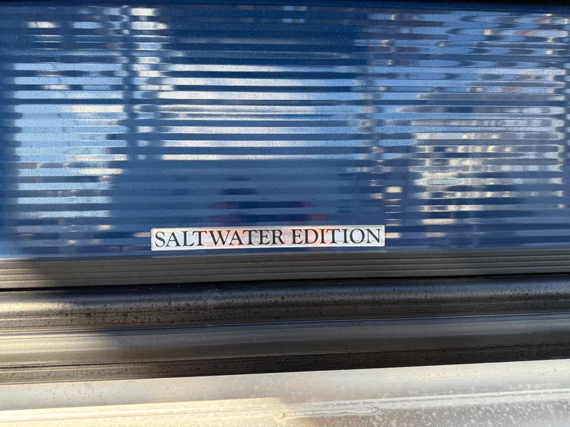 Slide: The Image of Harris 230 CRUISER 2023 - 30