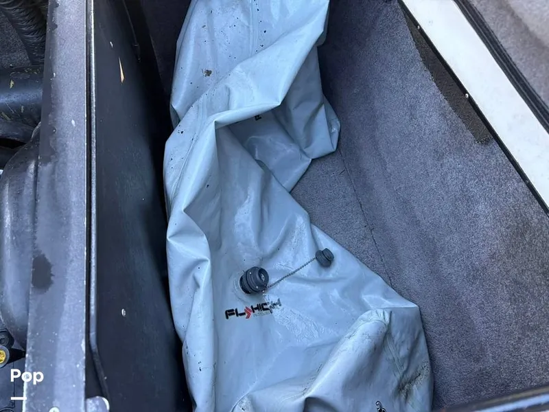 Slide: The Image of Malibu Wakesetter VLX 2006 - 16195388