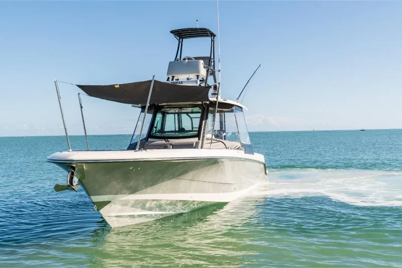 Slide: The Image of Boston Whaler 360 Outrage 2026 - 172