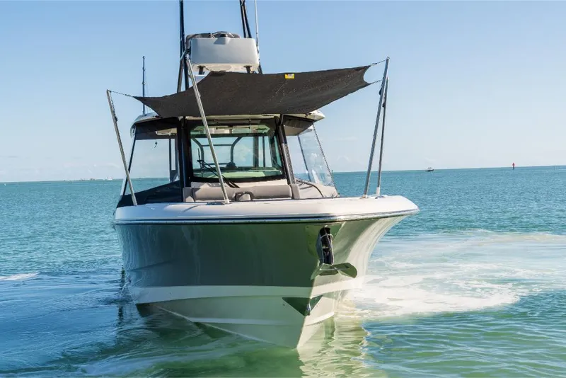 Slide: The Image of Boston Whaler 360 Outrage 2026 - 175