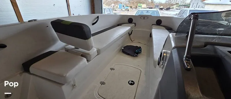 Slide: The Image of Tahoe T18 2023 - 16207383