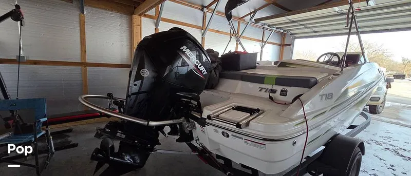 Slide: The Image of Tahoe T18 2023 - 16207332