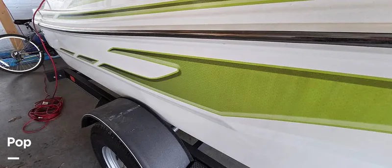 Slide: The Image of Tahoe T18 2023 - 16207354