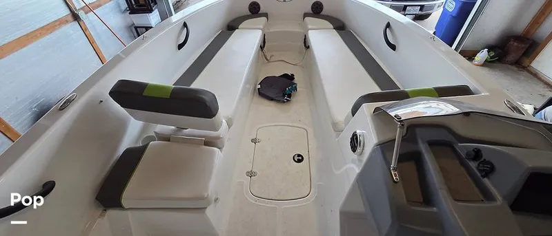 Slide: The Image of Tahoe T18 2023 - 16207369