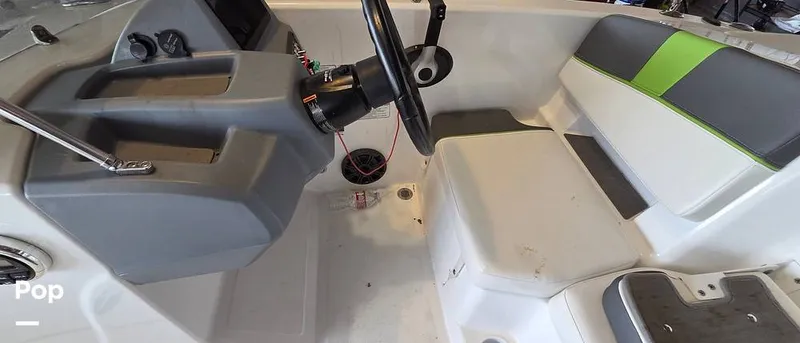 Slide: The Image of Tahoe T18 2023 - 16207376