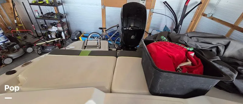 Slide: The Image of Tahoe T18 2023 - 16207399