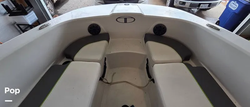 Slide: The Image of Tahoe T18 2023 - 16207403