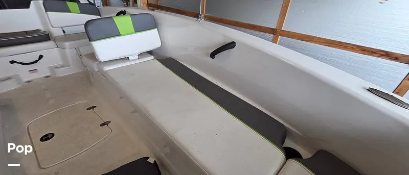 Slide: The Image of Tahoe T18 2023 - 16207406