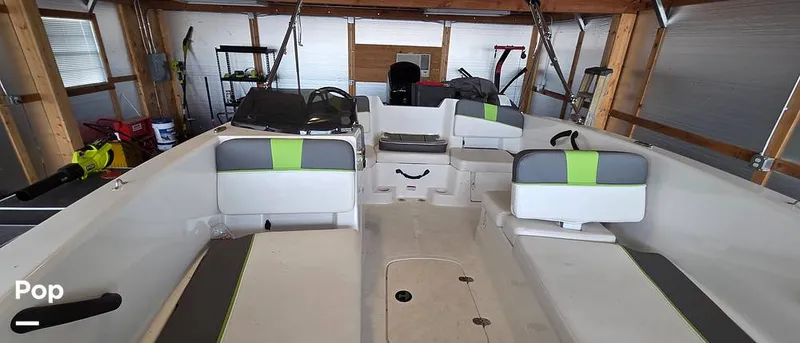 Slide: The Image of Tahoe T18 2023 - 16207407