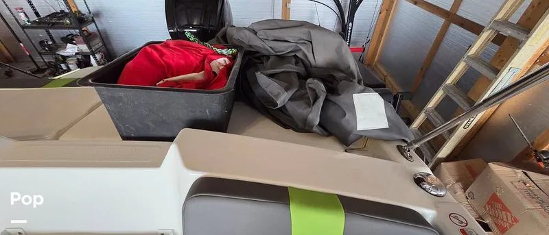 Slide: The Image of Tahoe T18 2023 - 16207412