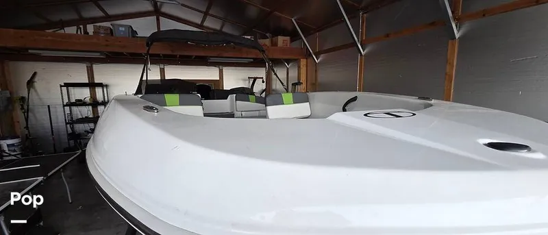 Slide: The Image of Tahoe T18 2023 - 16207419