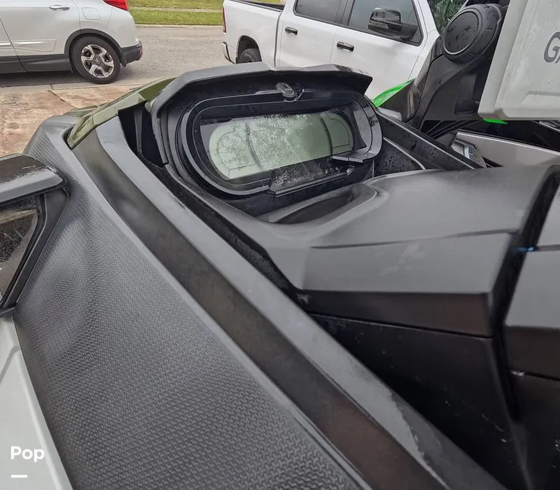 Slide: The Image of Sea-Doo FishPro / Kawasaki STX 160 LX 2020 - 16255179