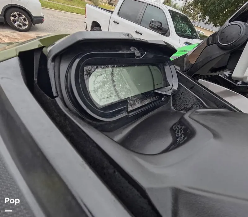 Slide: The Image of Sea-Doo FishPro / Kawasaki STX 160 LX 2020 - 16255182