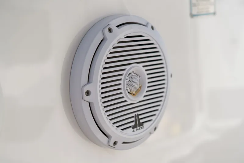 The Image of Sea Ray 240 SDX 2017 - 0