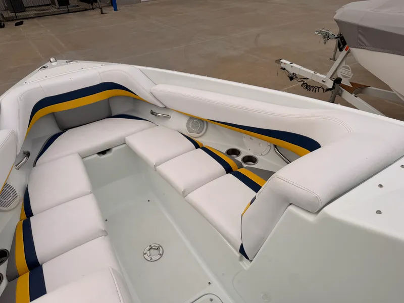 Slide: The Image of Baja 277 Islander 2007 - 19