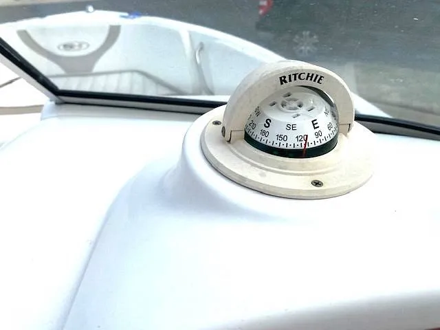 Slide: The Image of Compass - 16241575