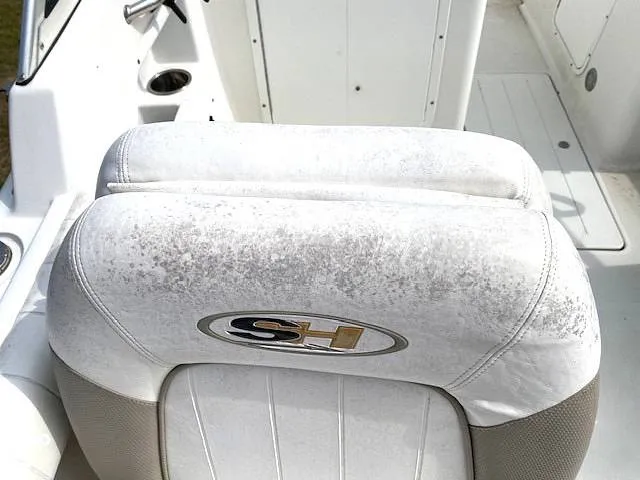 Slide: The Image of Sea Hunt Escape 207 LE 2010 - 16241598