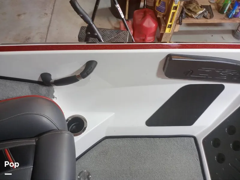 Slide: The Image of Nitro Z18 2021 - 16304376