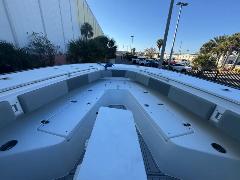 Slide: The Image of Cape Horn 36 XS 2021 - 18