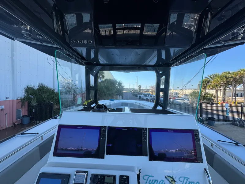 Slide: The Image of Cape Horn 36 XS 2021 - 32