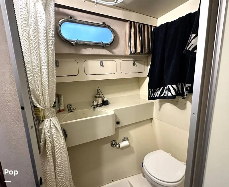 Slide: The Image of Viking Princess 385 1985 - 16192101