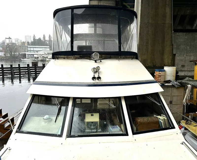 Slide: The Image of Viking Princess 385 1985 - 16192105