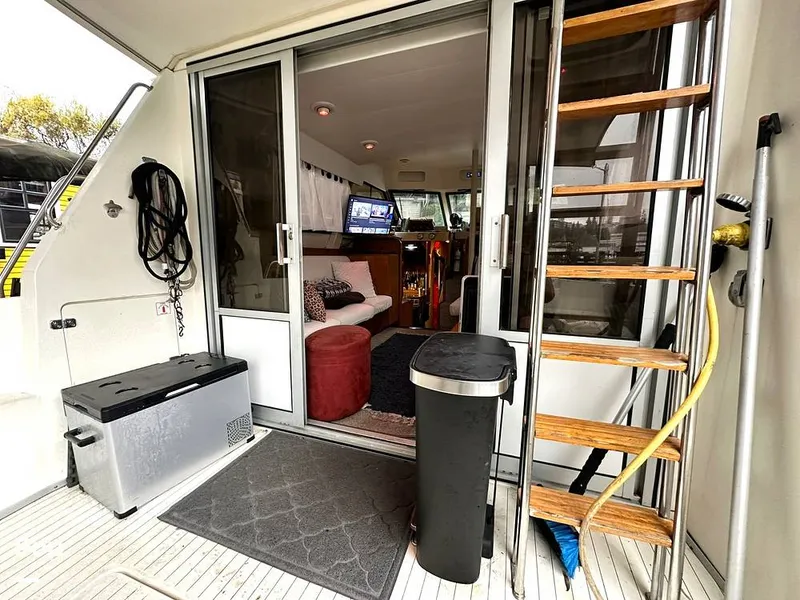 Slide: The Image of Viking Princess 385 1985 - 16191933