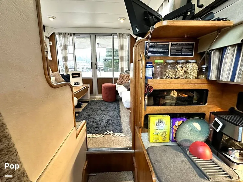 Slide: The Image of Viking Princess 385 1985 - 16192088