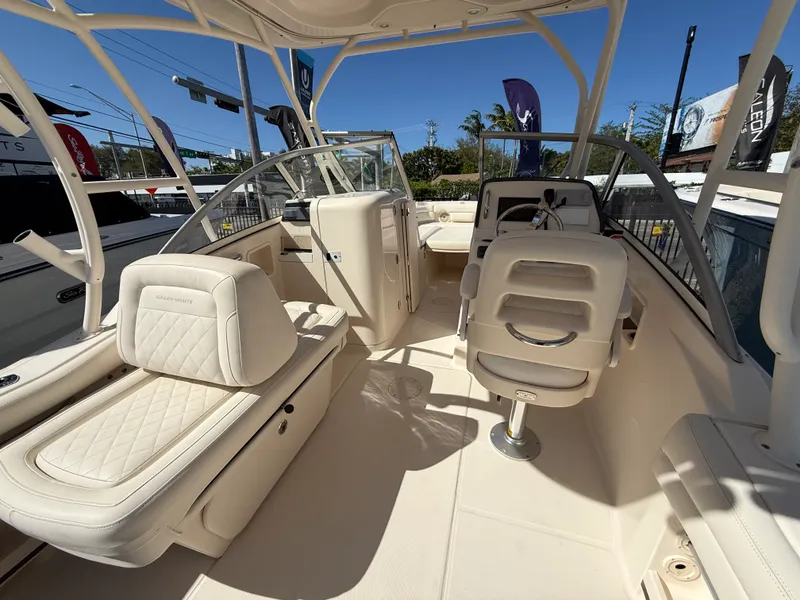 Slide: The Image of Grady-White 235 FREEDOM 2017 - 11