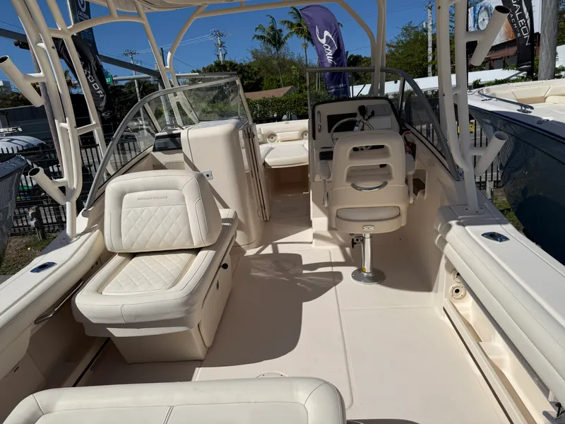 Slide: The Image of Grady-White 235 FREEDOM 2017 - 7