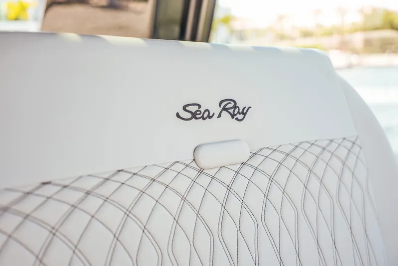 Slide: The Image of Sea Ray Sundancer 370 Outboard 2026 - 44