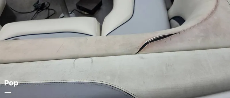 Slide: The Image of Malibu 23 Wakesetter XTI 2004 - 16207544