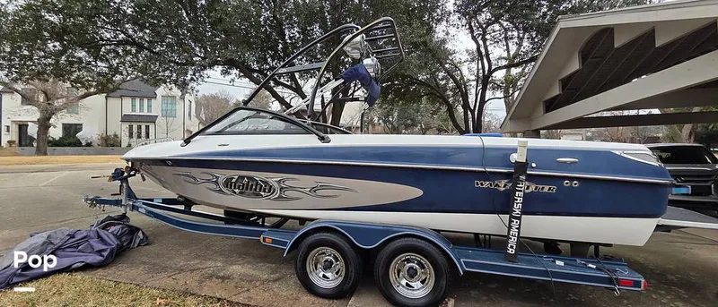 Slide: The Image of Malibu 23 Wakesetter XTI 2004 - 16207495