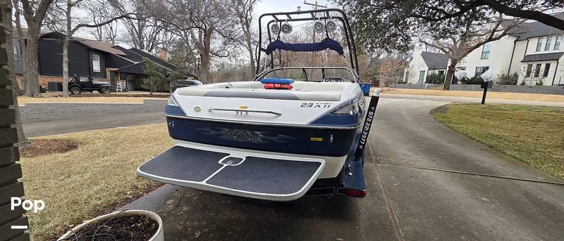 Slide: The Image of Malibu 23 Wakesetter XTI 2004 - 16207445