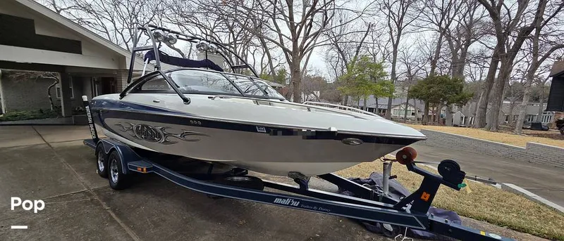Slide: The Image of Malibu 23 Wakesetter XTI 2004 - 16207457