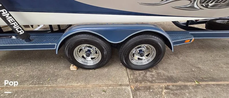 Slide: The Image of Malibu 23 Wakesetter XTI 2004 - 16207465