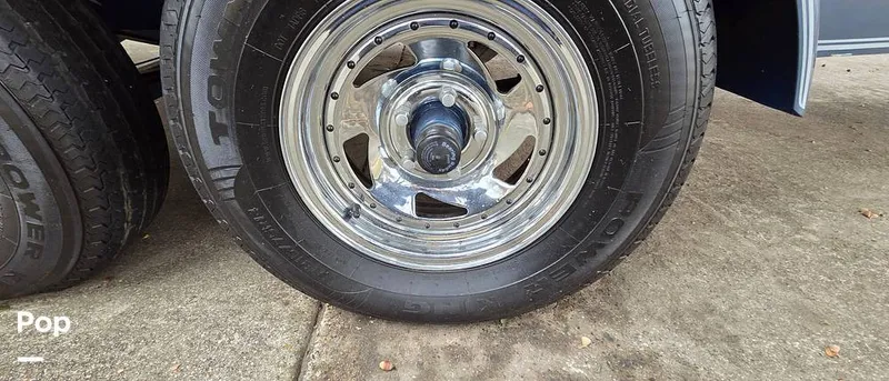 Slide: The Image of Malibu 23 Wakesetter XTI 2004 - 16207466