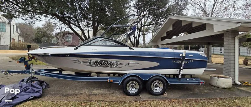 Slide: The Image of Malibu 23 Wakesetter XTI 2004 - 16207494