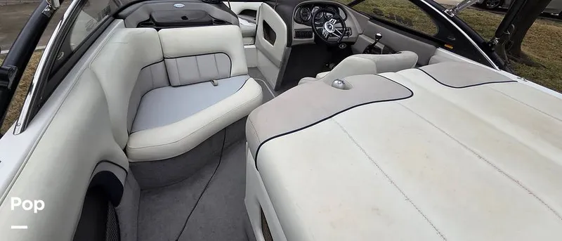 Slide: The Image of Malibu 23 Wakesetter XTI 2004 - 16207502