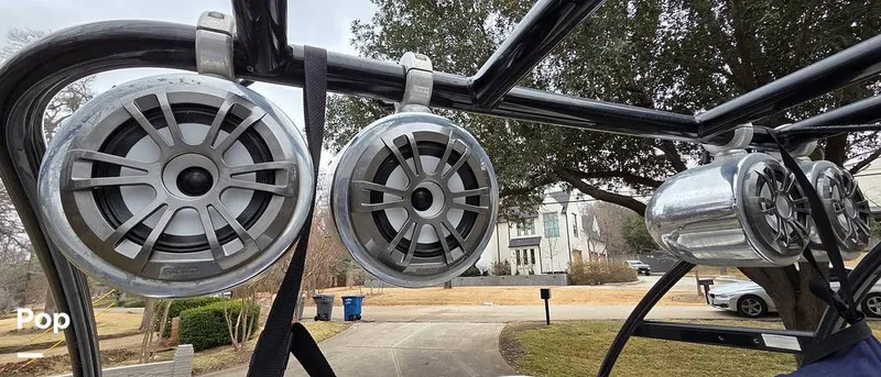 Slide: The Image of Malibu 23 Wakesetter XTI 2004 - 16207503