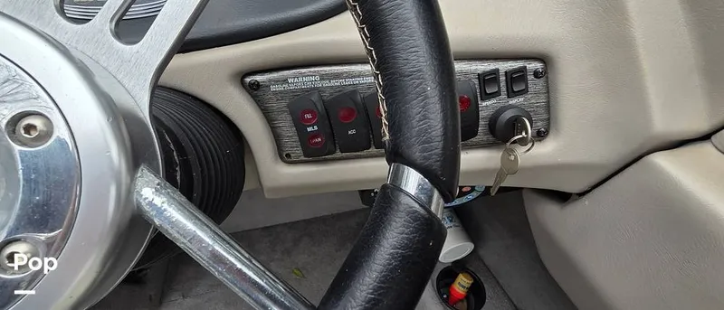 Slide: The Image of Malibu 23 Wakesetter XTI 2004 - 16207512