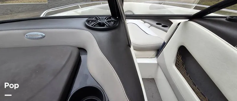 Slide: The Image of Malibu 23 Wakesetter XTI 2004 - 16207532