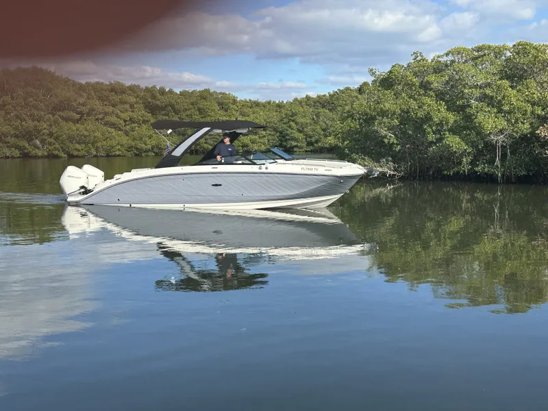 Slide: The Image of Sea Ray 290 SD-OB 2024 - 1