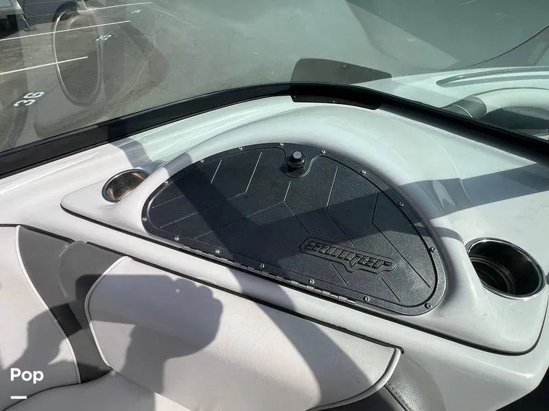 Slide: The Image of Glove Box - 16309903