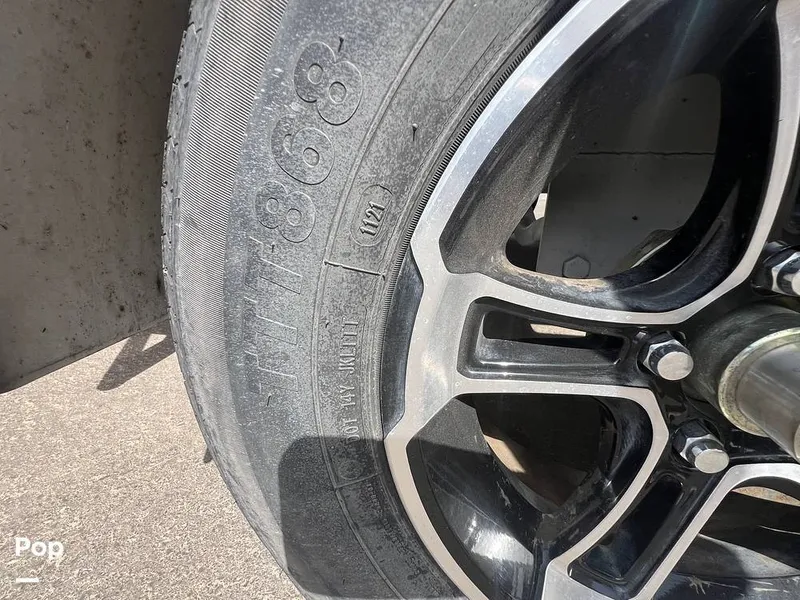 Slide: The Image of DOT--1121 - 16309924