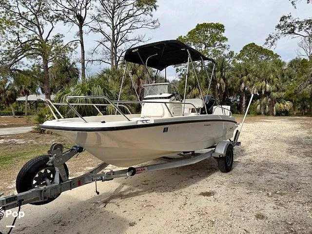Slide: The Image of Boston Whaler 170 Dauntless 2013 - 16291869