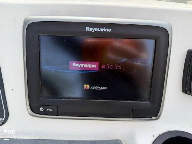 Slide: The Image of Boston Whaler dauntless 170 2013 - 16291870