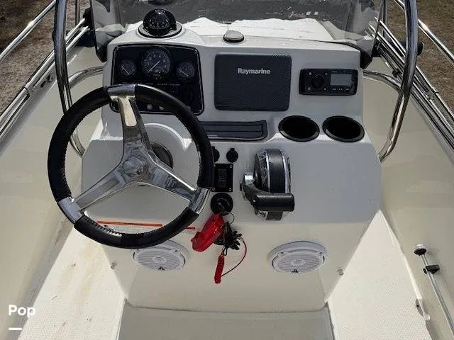 Slide: The Image of Boston Whaler dauntless 170 2013 - 16291871