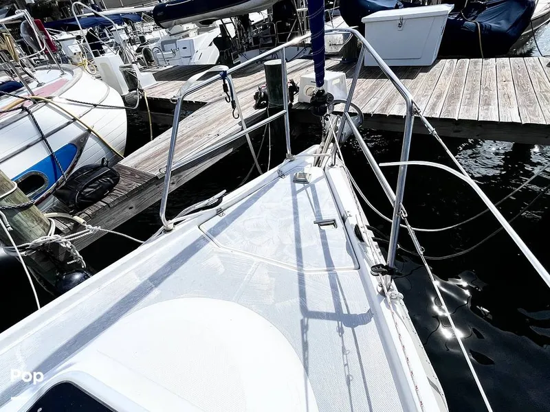 Slide: The Image of Bow Rail - 16235652