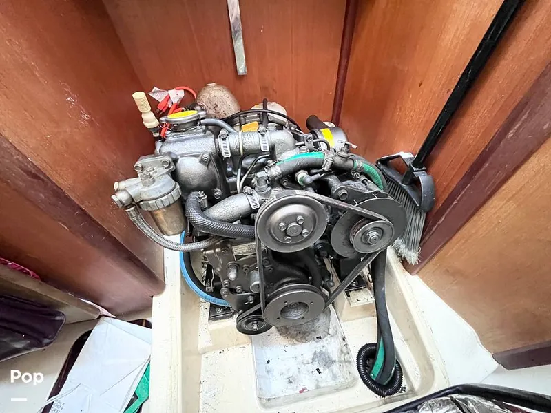 Slide: The Image of Hunter 310 1997 - 16235693